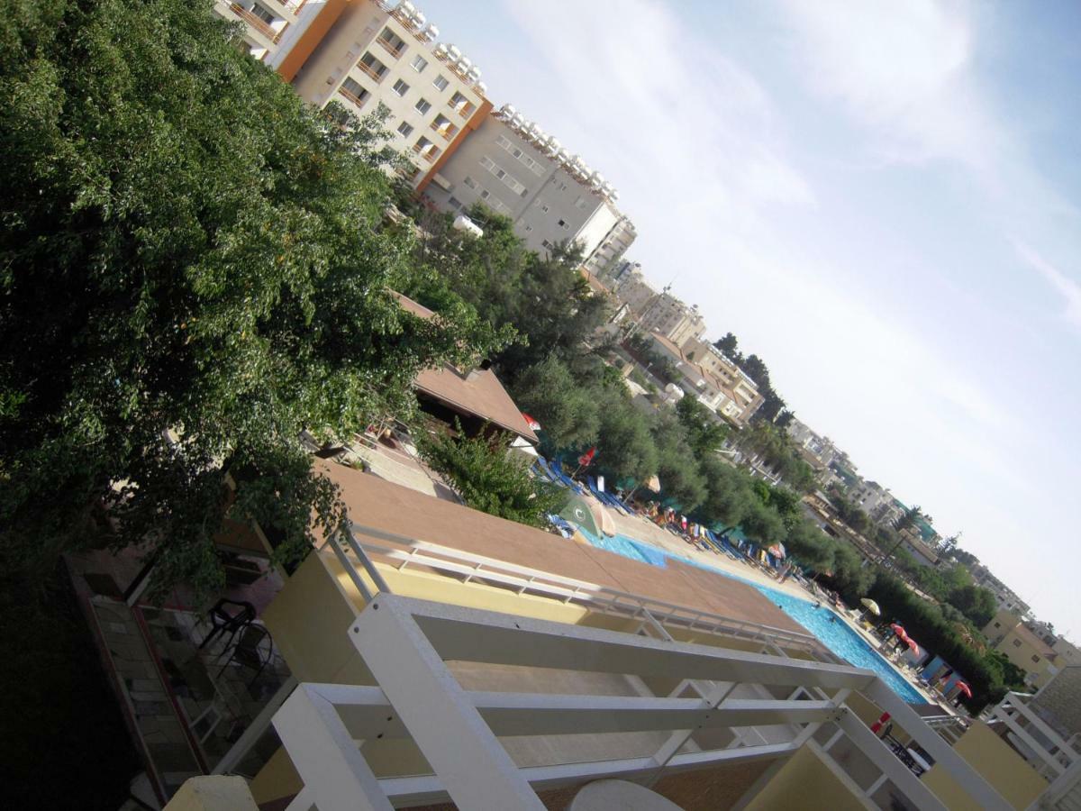 Sunquest Gardens Holiday Resort Limassol Zewnętrze zdjęcie